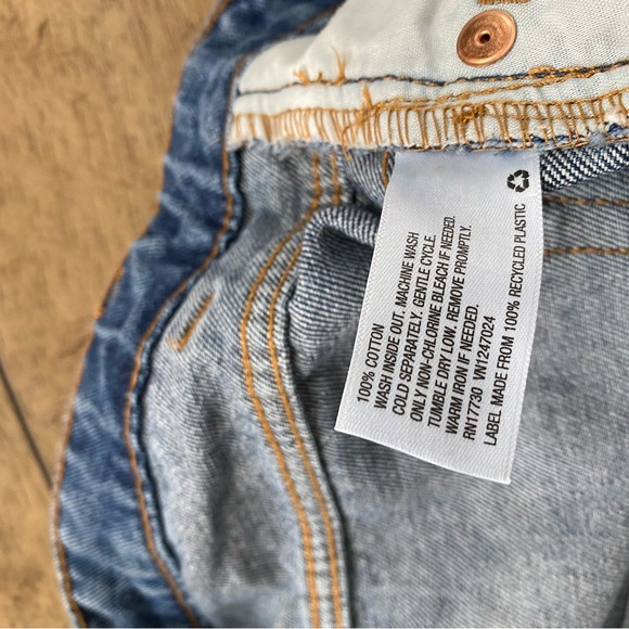 Wild Fable Button Fly High Rise Denim Short Size 4 - Picture 4 of 6